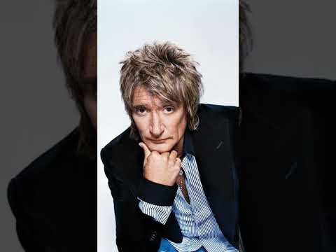 Rod Stewart Is A British Rock Singer Known For His Raspy Best Singing Voice Shorts Rodstewart