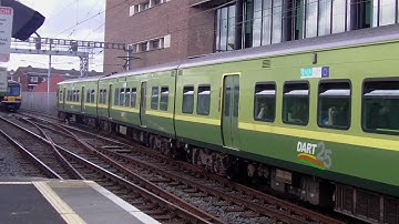 Grand Canal Dock HD-Dart 8600 arrives for Greystones