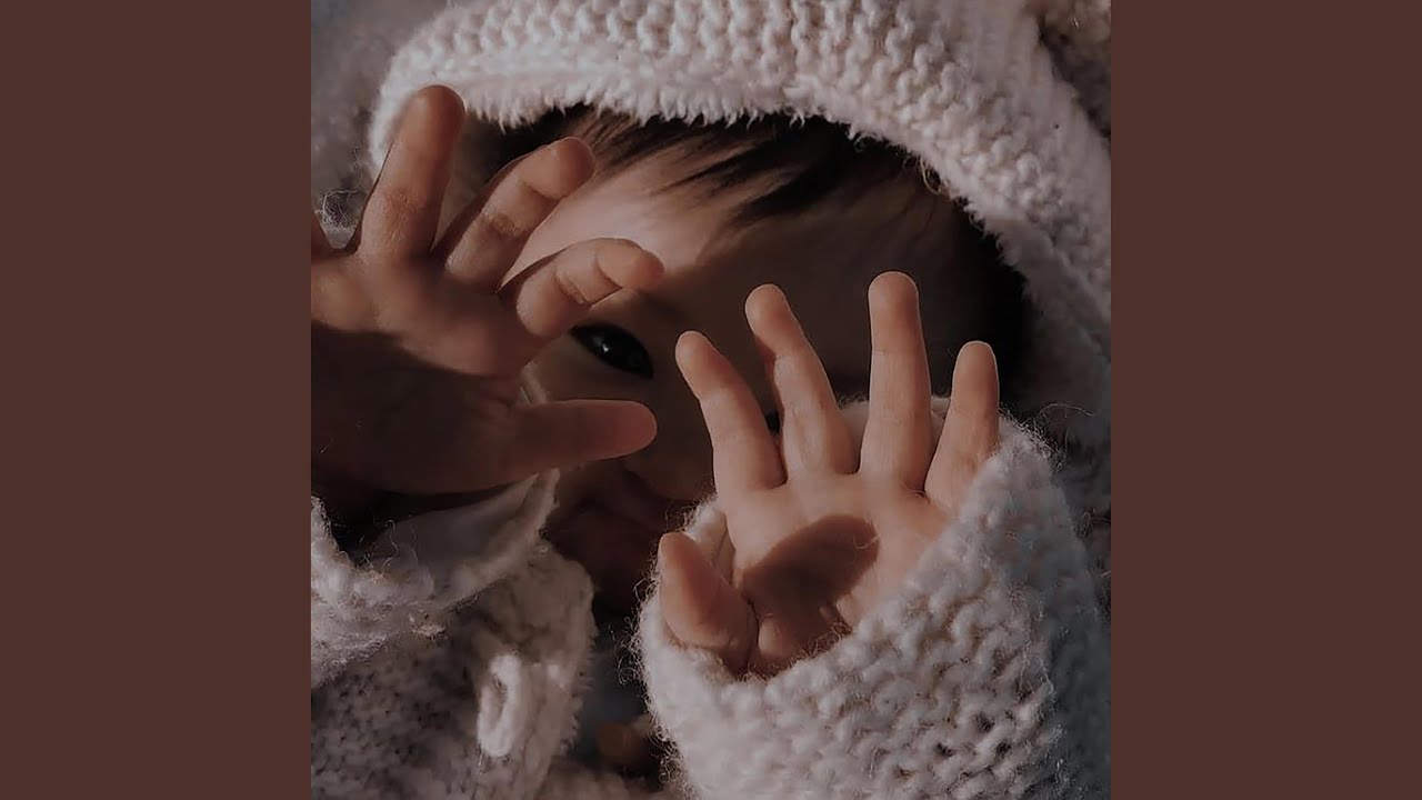 Guarda lullaby su YouTube Guarda lullaby su YouTube