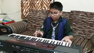 "Papa kehte hain" on keyboard by nine years old Samrat Sancheti from Nagpur