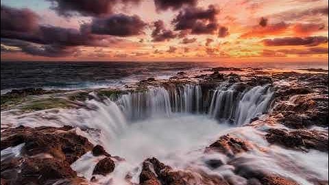 سورة الناس بصوت القارئ محمد عمر الجنايني