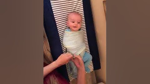 How to use the Miracle Blanket Swaddle