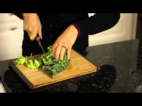 Broccoli & Cauliflower Poppy Seed Salad : Healthy Dining