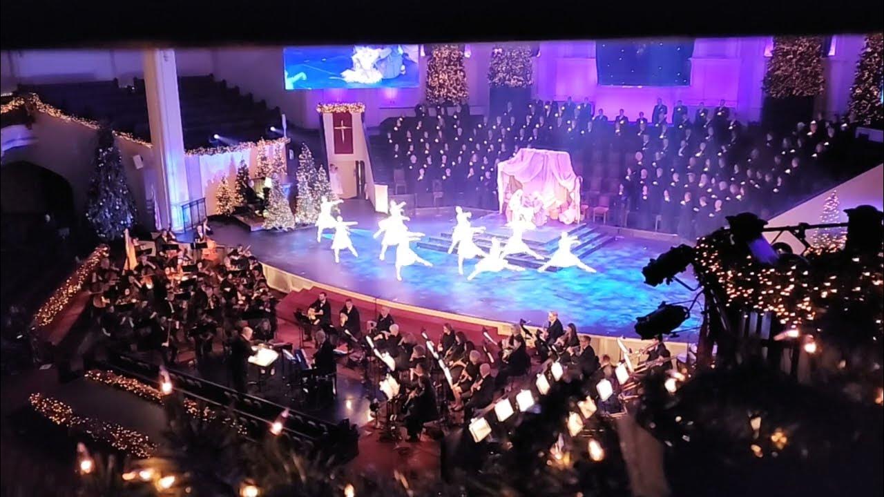 First Baptist Jackson Mississippi Carols by candlelight 2022(4) YouTube