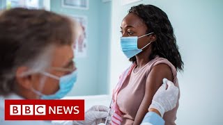 Covid vaccine: Moderna seeks approval in US and Europe - BBC News