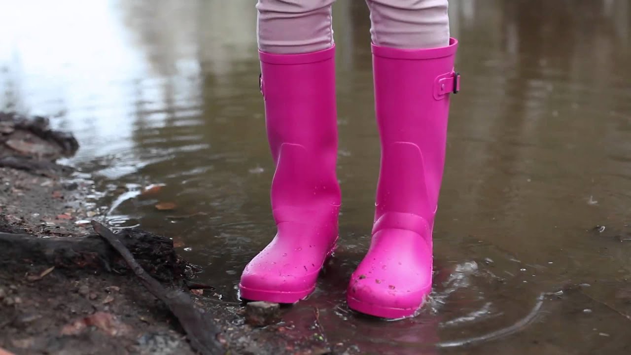 de Agua para Niños y Mujer Igor en YouTube