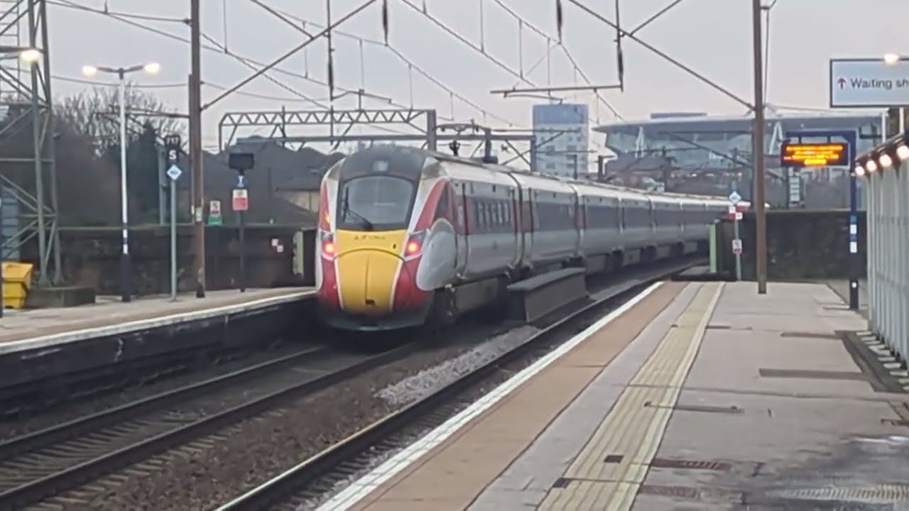 Here is the 9 coach 801 in Finsbury Park Thursday 29 January 2026