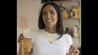 Famous Padma Lakshmi Examines the Cultural Emergence of American Cuisine in "Taste the Nation" Net Worth