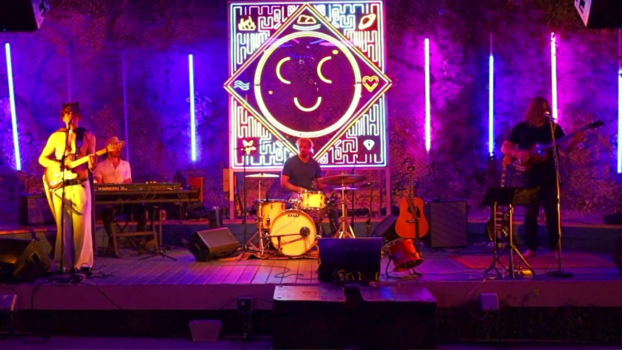 GrooVe Wolff live in Austin, TX original music