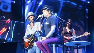 Miniatura de vídeo de "Joaquín Sabina y Leiva  Por delicadeza Wizink Center 18 07 2017"