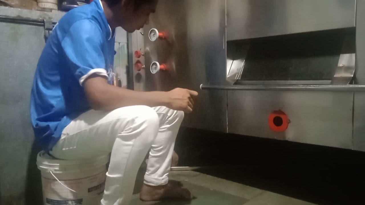 Gas oven kaise use karte hain deck oven cake spong and all type cookies