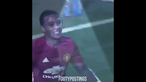 Rooney and co laughing at Memphis