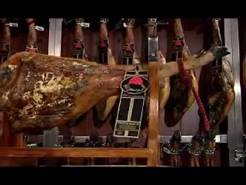 How to carve an authentic, acorn fed Iberian Ham -...
