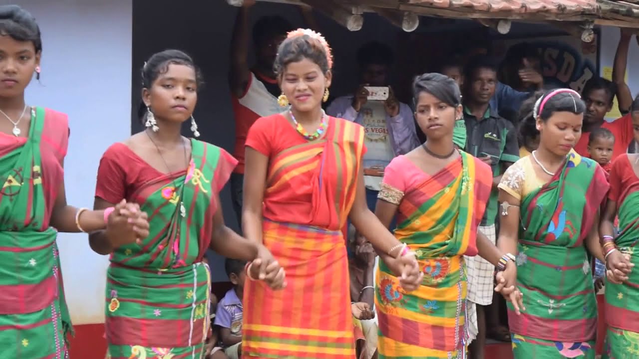 New tribal dances and songs New Adivasi Song  Santali Dance 2019  Studio and Graphics