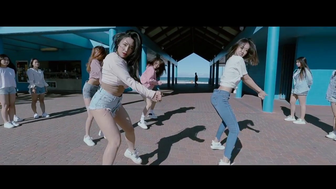 Мэгги линдеманн инстаграм. Girl cheat codes x cade. Мэгги линдеманн pretty girl. Girl cheat codes x cade. Maggie lindemann pretty girl 03:14.