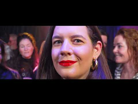 Ver Dennis, Sjaak & Peer - Jouw Ogen (officiële videoclip) CARNAVAL 2024 no YouTube