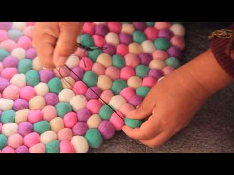 How to make mint felt ball rug.