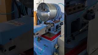 Flat metal goes in, 10-meter metal beast comes out in SECONDS?!