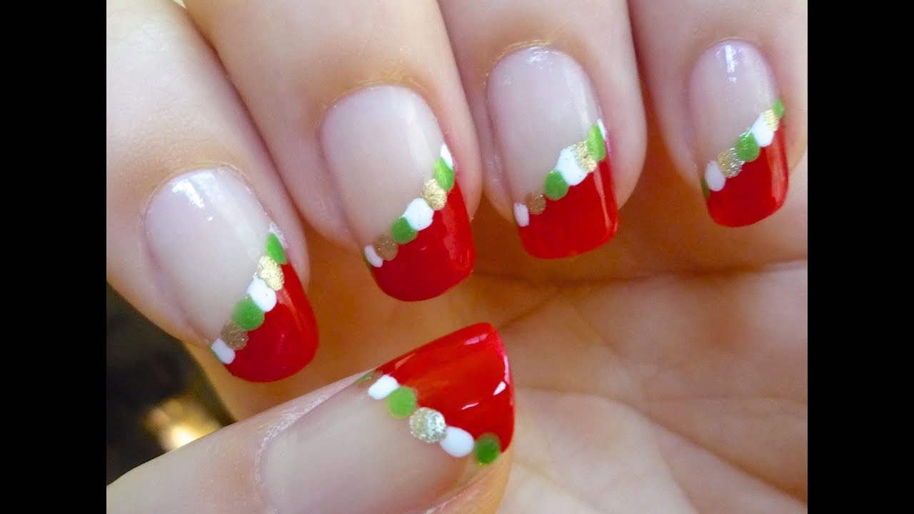 Decoração de unhas no Natal em COQUINHOS