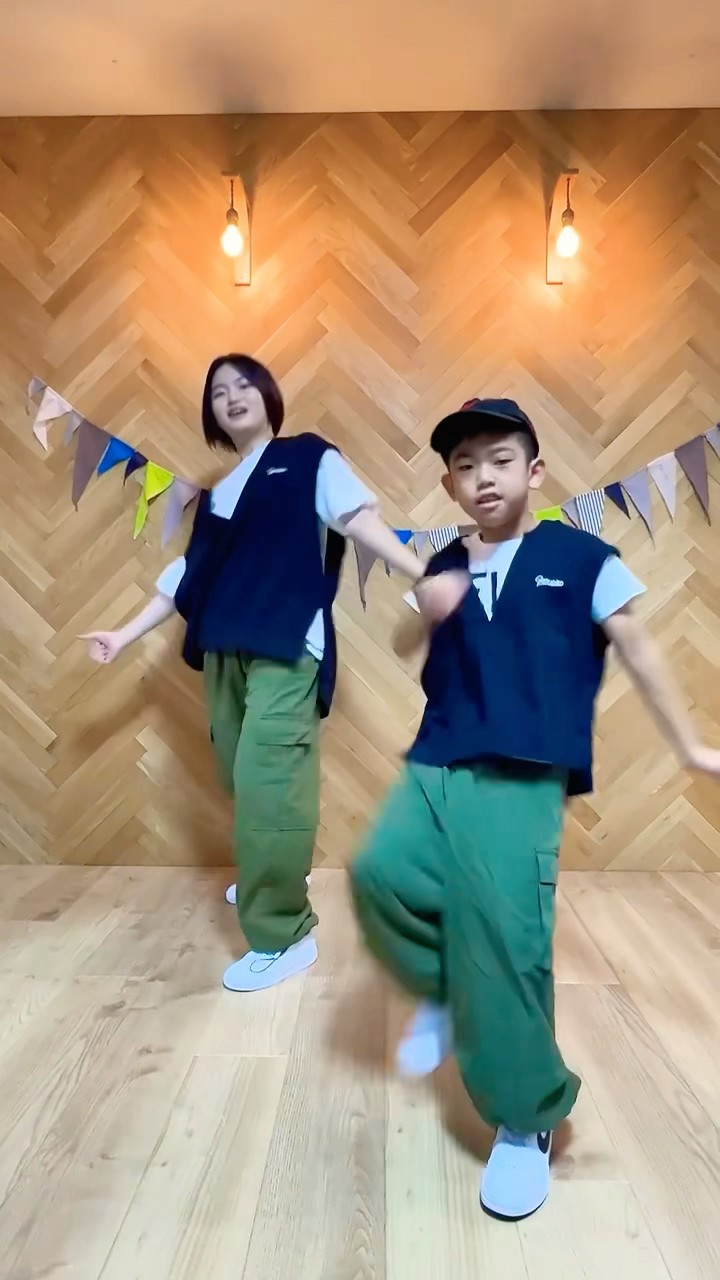 【あきぎん】こないろではいよろこんでおどってみた♪ #こっちのけんと #shorts