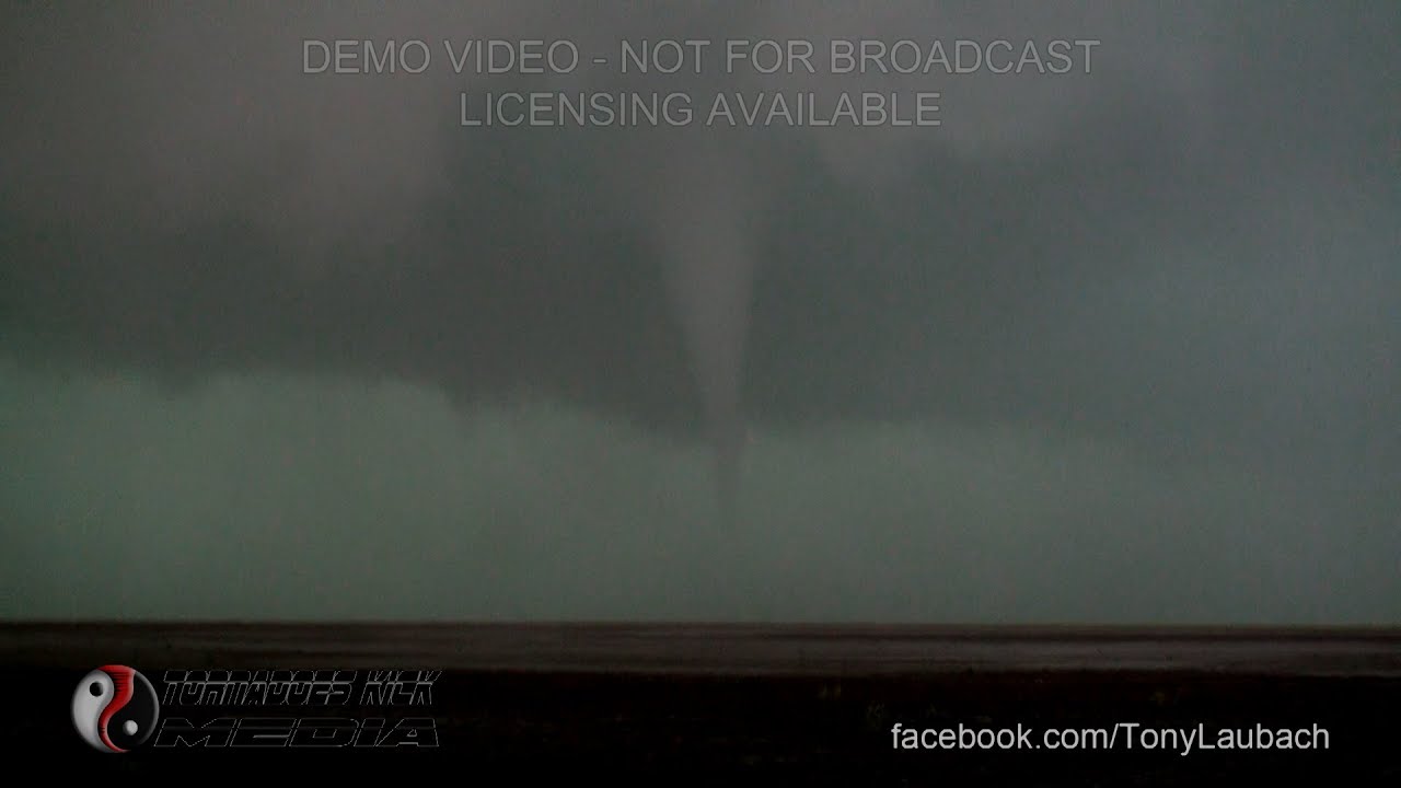 Multiple Cameras Capture Close Tornado in Kansas 5/28/2015 Leoti, KS