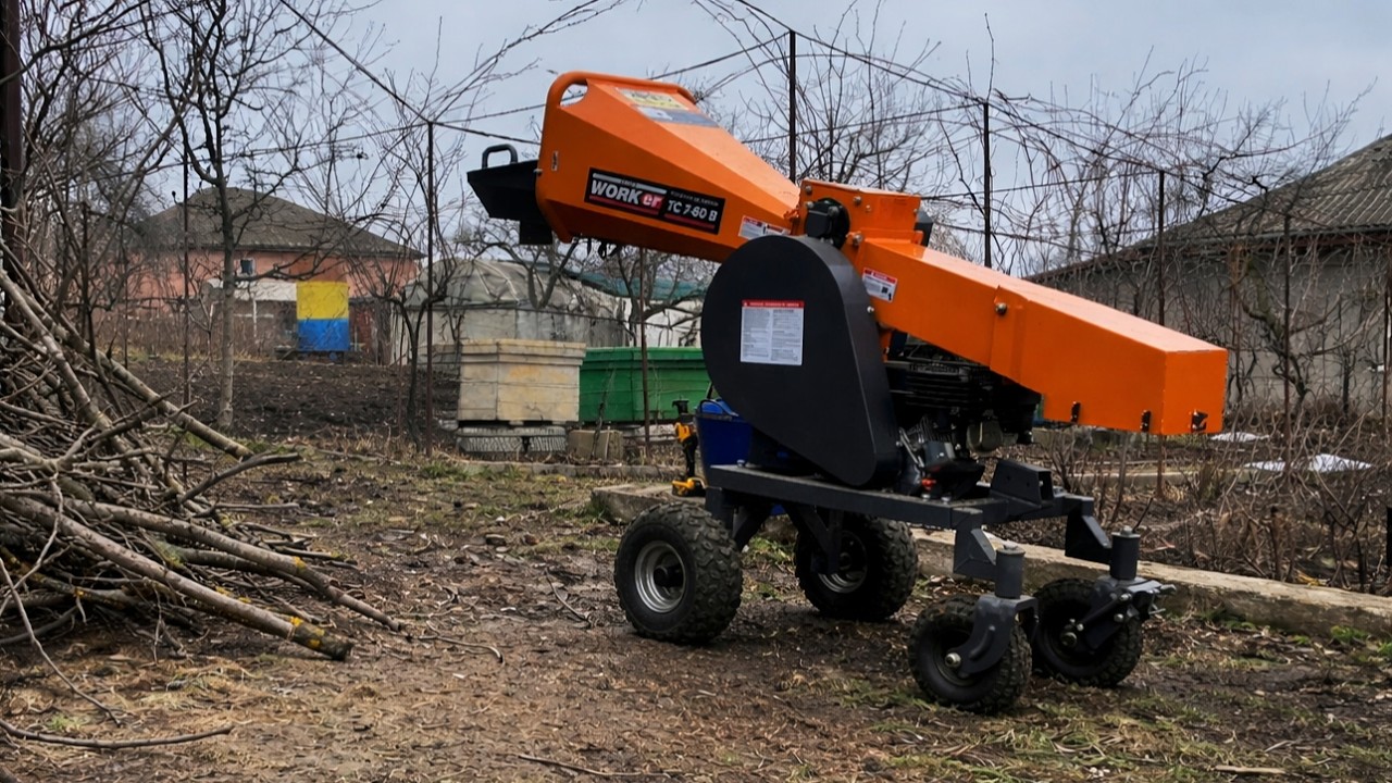 Professional Wood Chipper in Action🔥Powerful Branch Cutting Test🔥