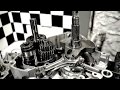 Le Stand et moteur Ducati 1198S  (montage/démontage)