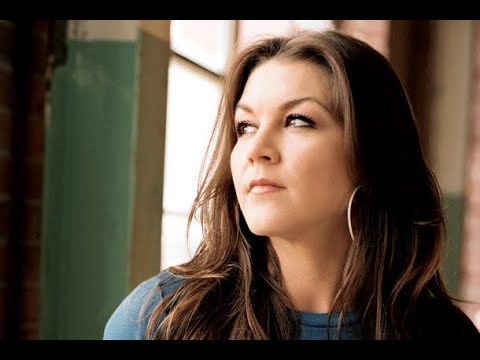 gretchen-wilson-arrested-at-connecticut-airport