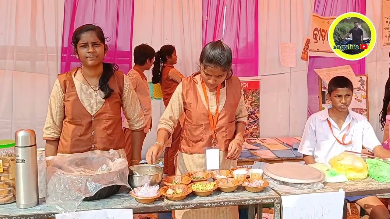 ଆଜି ବହୁତ୍ ସାରା ଖାଇବା ସହ ସାଙ୍ଗ ମାନଙ୍କ ସହ ମଜା ହେଲା 