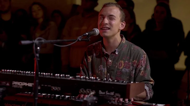 MARK BARLOW SINGS MY PORTION AT ONE BIG FAMILY LA ...