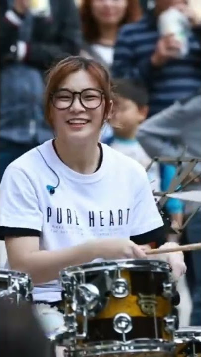 story' wa Drummer si cantik