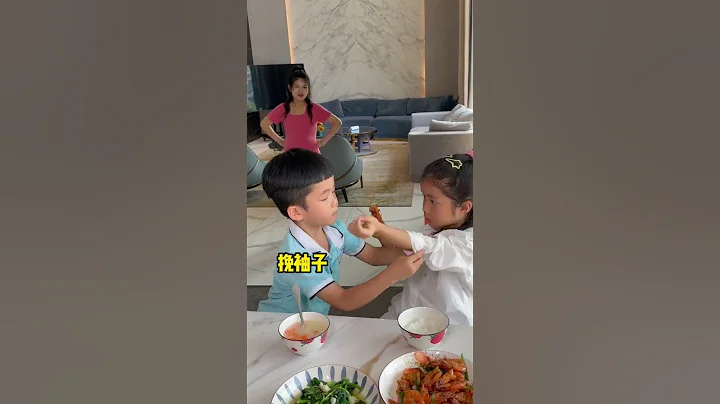 这是不是全网混的最差的二胎把察言观色这个词体现的淋漓尽致 - 天天要闻