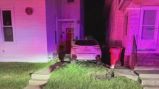 Police 3 teen girls crash stolen car into Madison County home