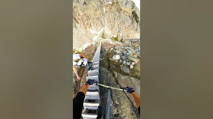 😱 SCARY Mountain Bike Vs Hiker! 💥 #shorts