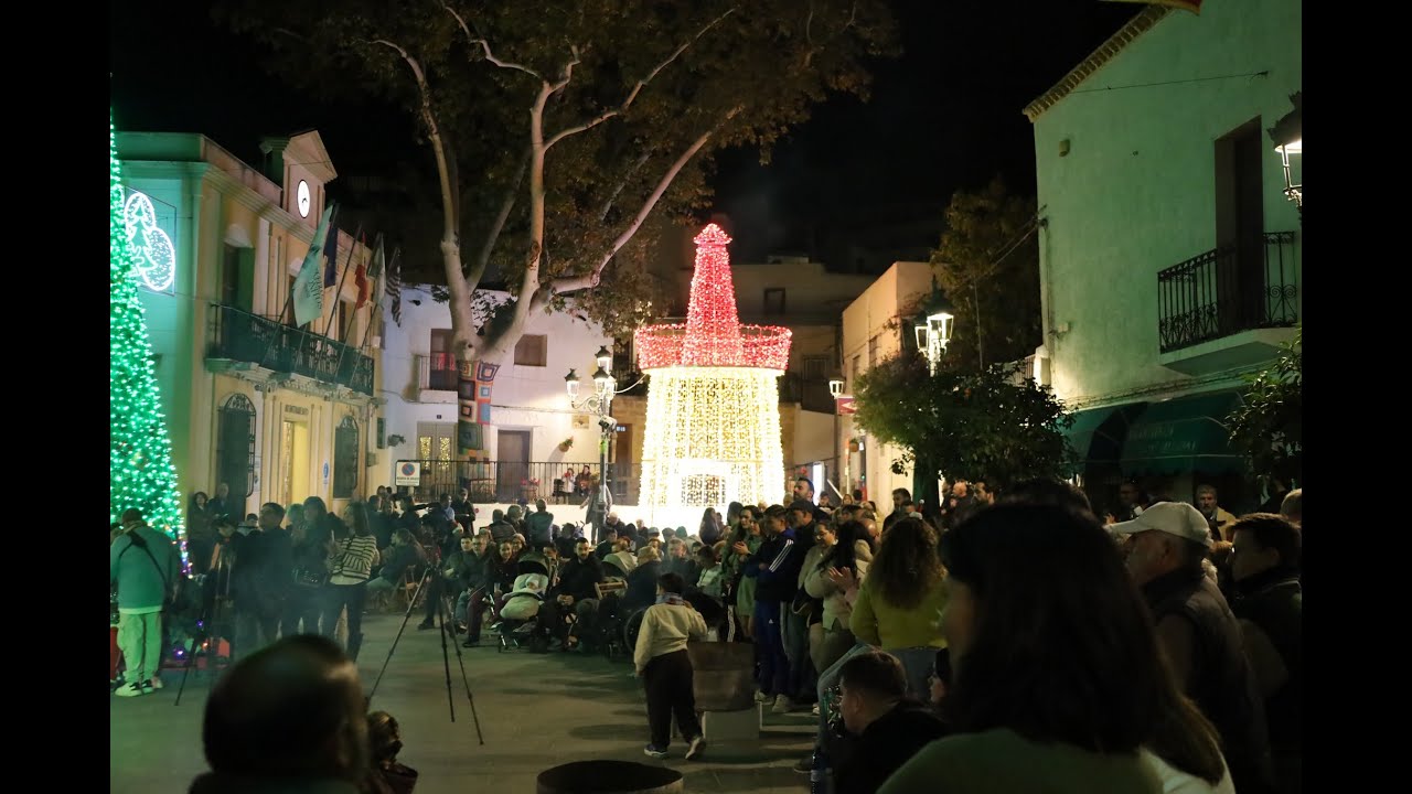 LUCAINENA DE LAS TORRES. ZAMBOMBADA.NAVIDAD 2025