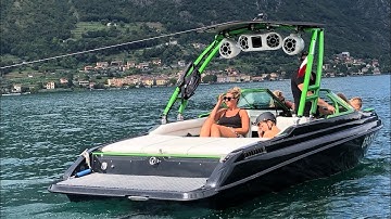 Vip Vindicator speedboat refit and conversion from cuddy to bowrider