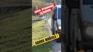 Chciał wyhamować, skończył w rowie #shortvideo #shortsvideo #kierowcazawodowy