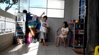 Sulap Mengambil Sendal