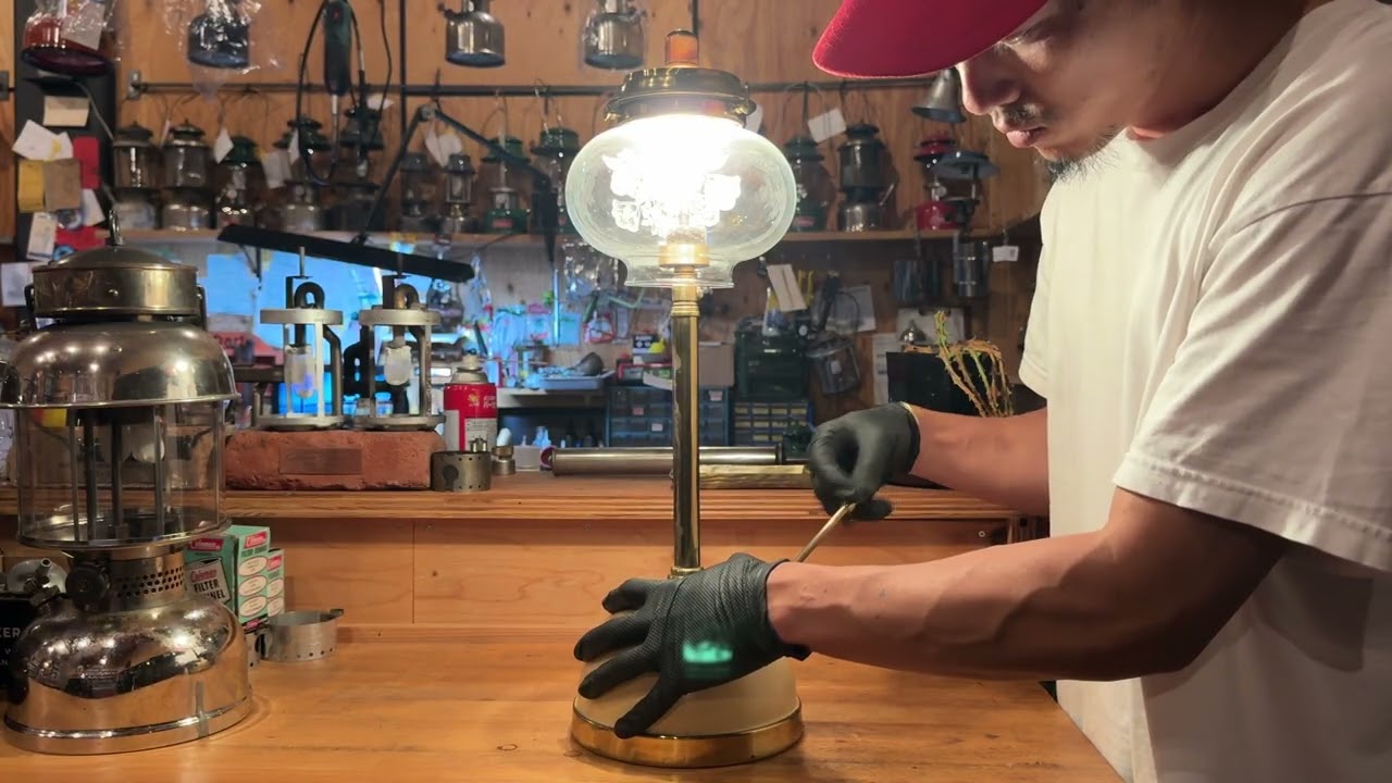 1950s Tilley TL116 vintage kerosene table lamp Iight - YouTube
