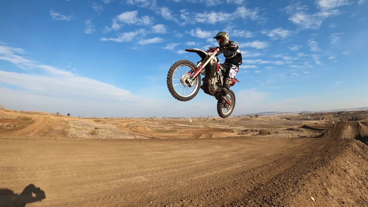 Riding the Track and Trails at Prairie City
