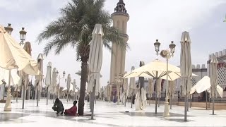 Grande mosquée de Touba la famille de Ndiouga Kébé change les carreaux de l'esplanade