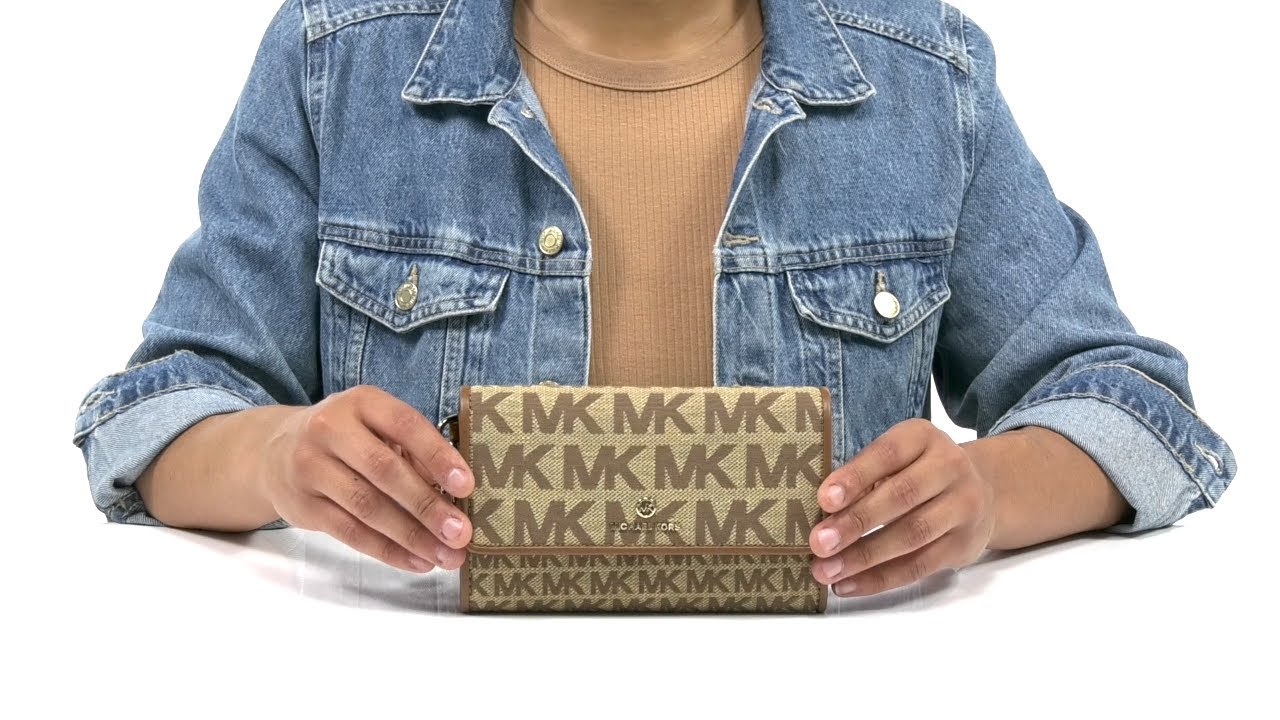 NWT MICHAEL KORS Jet Set Charm Large Flap Phone Wristlet Leather Camel Dk  Beige