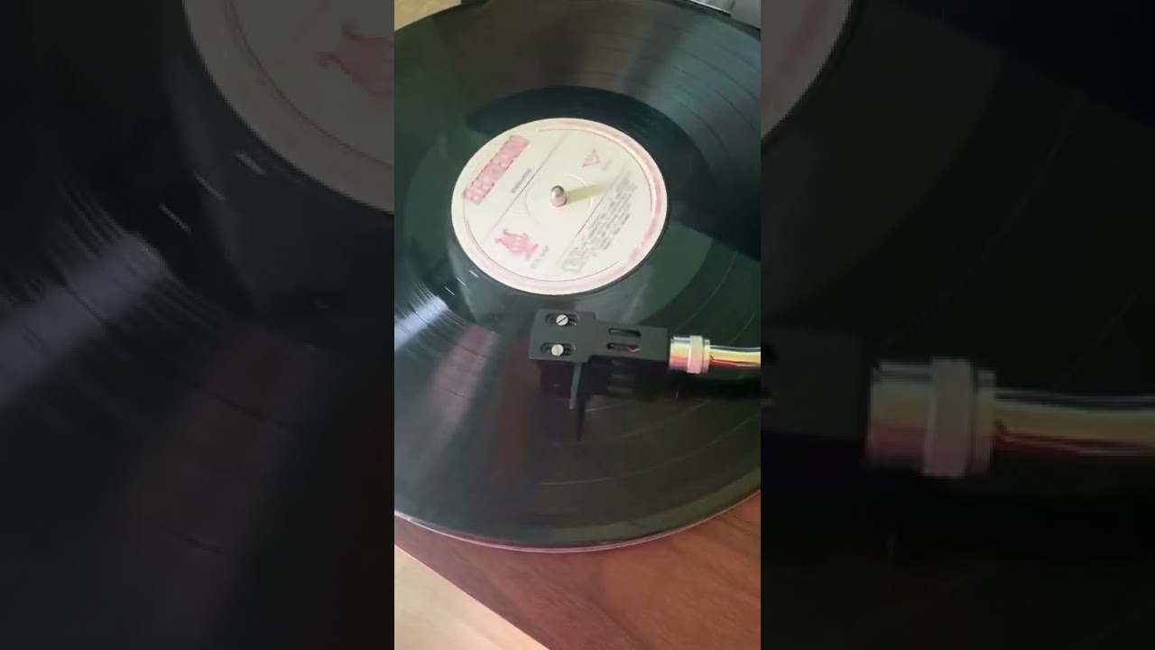 Mia Braia- De ți-ar spune poarta ta (romanță, disc vinil Electrecord, 1971)