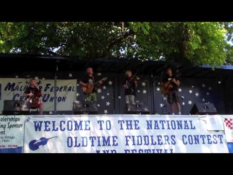 Mango live at National Fiddle Contest