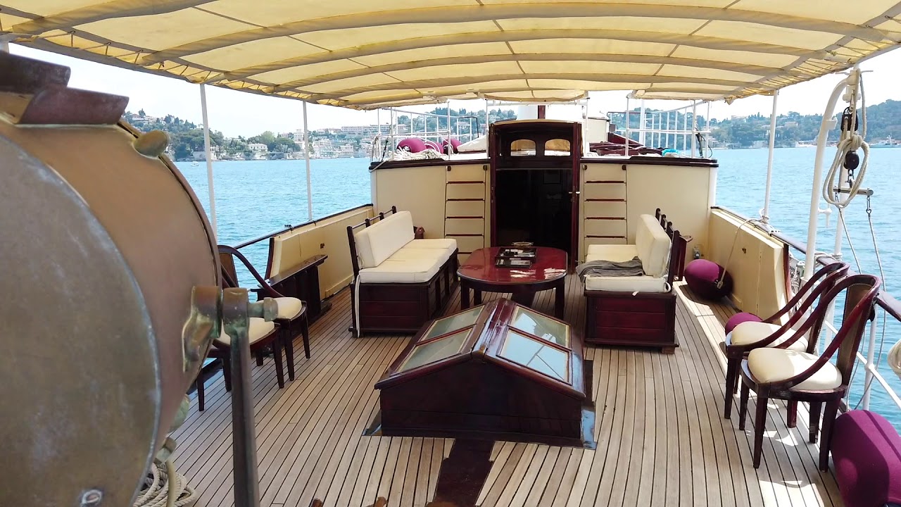 velsheda yacht interior