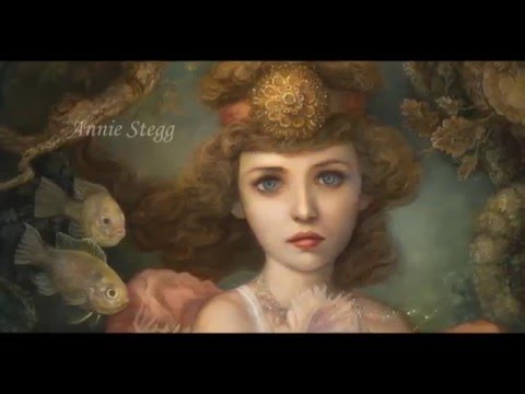 Annie Stegg