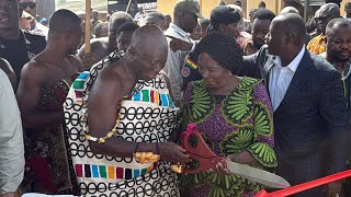 видео: Ух ты, посмотрите, как Асантехене и вице-президент Джейн Наана ввели в эксплуатацию горнодобывающ... картинка: Ух ты, посмотрите, как Асантехене и вице-президент Джейн Наана ввели в эксплуатацию горнодобывающ...