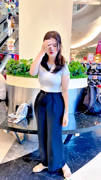 bocil SMP cantik bingung banget minumannya ilang lucu bikin ngakak hahaha
