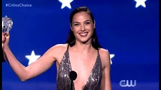 Gal Gadot Receives The #SeeHer Award (Critics Choice 2018)