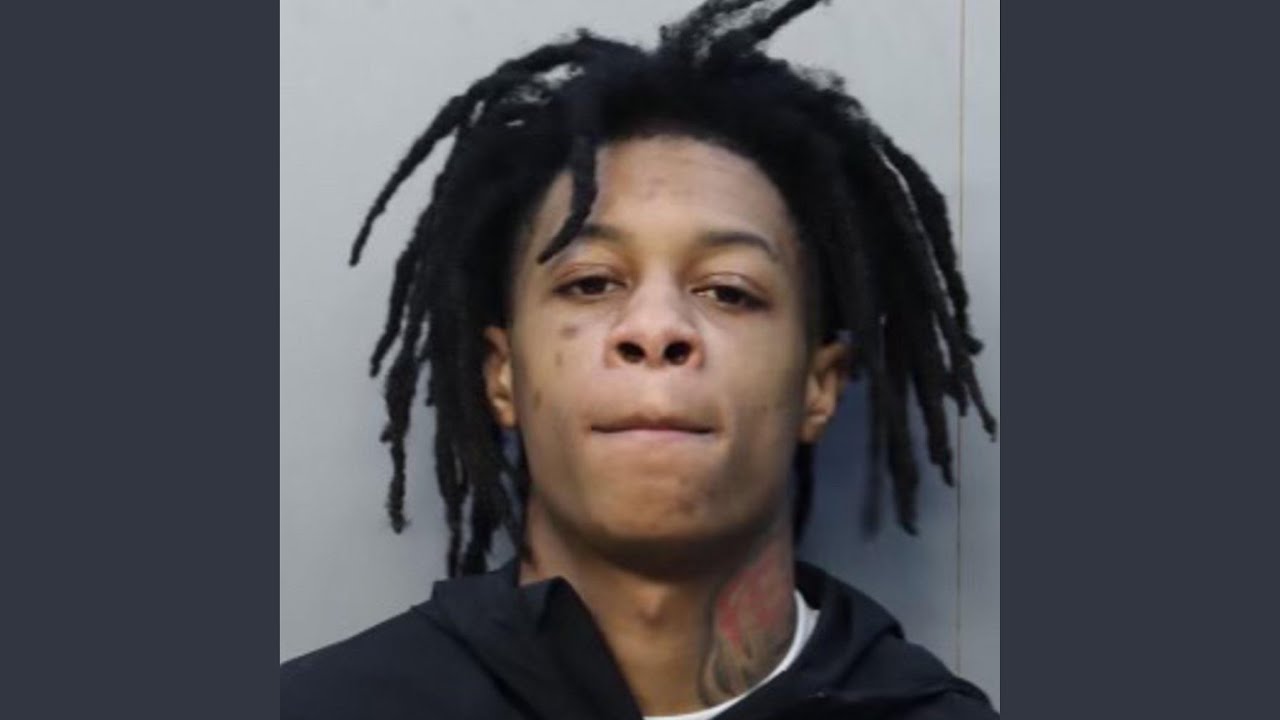 All The Money (feat. Dinero2x)